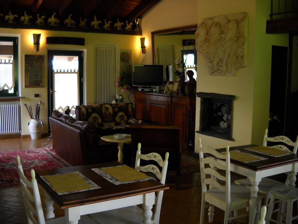 Agriturismo Maiocchi Villa Borgarello Exterior foto