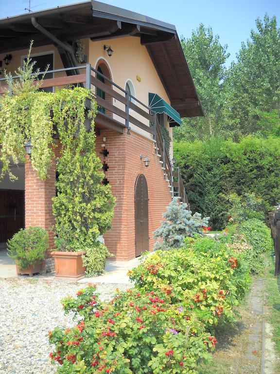 Agriturismo Maiocchi Villa Borgarello Exterior foto