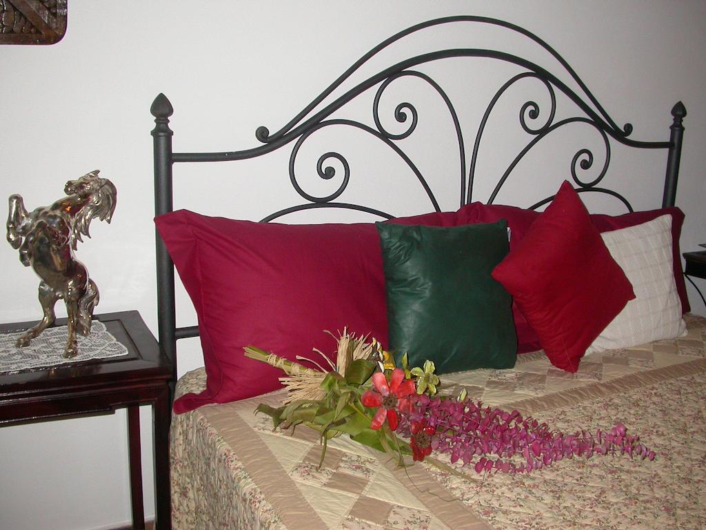 Agriturismo Maiocchi Villa Borgarello Habitación foto